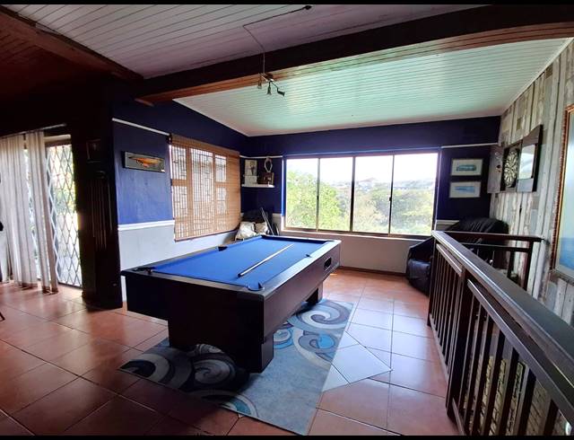 4 BEDROOM FREESTANDING FOR SALE IN SHEFFIELD BEACH